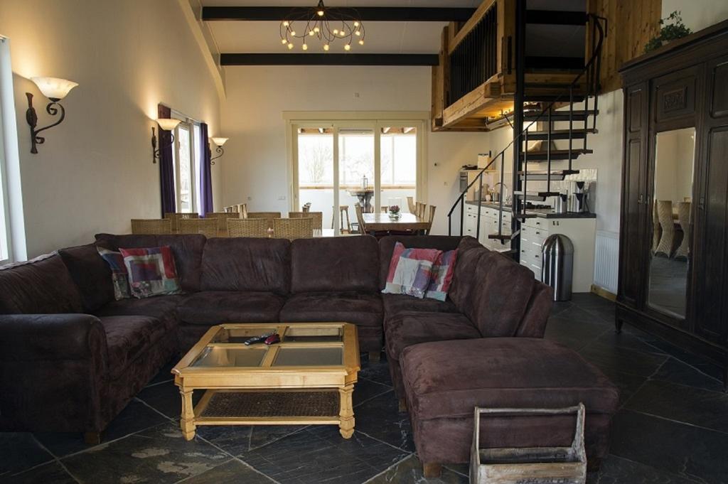 Herkenhoek 5 Bedroom Apartment Heeswijk-Dinther Esterno foto