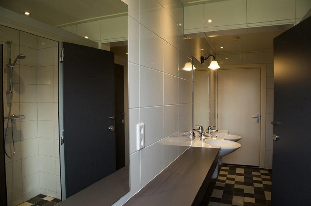 Herkenhoek 5 Bedroom Apartment Heeswijk-Dinther Esterno foto