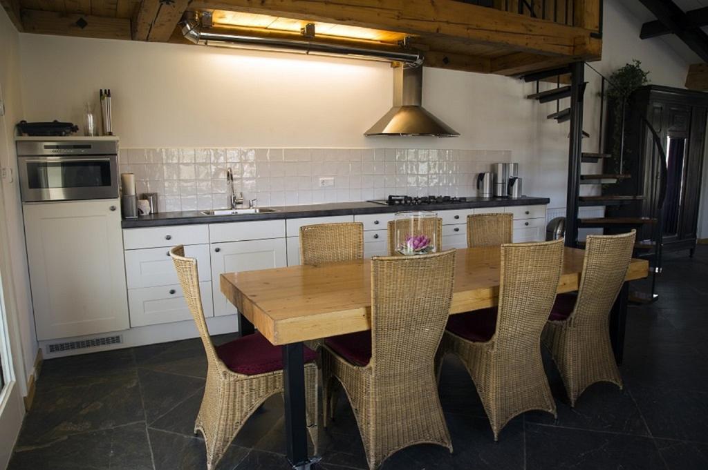 Herkenhoek 5 Bedroom Apartment Heeswijk-Dinther Esterno foto